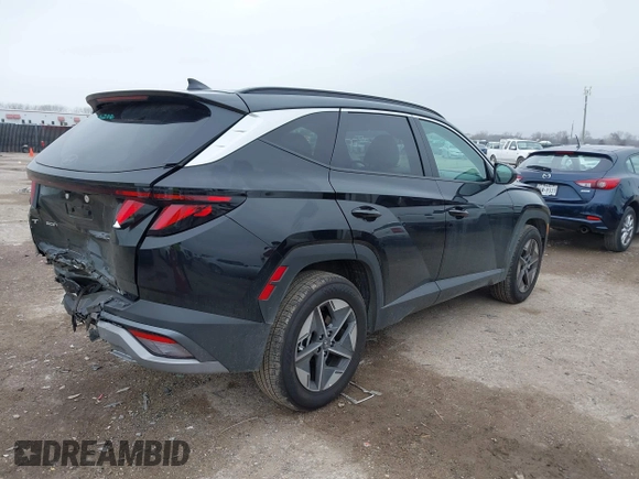 2025 Hyundai Tucson SEL with VIN 5NMJB3DE5SH502169, listed as a IAAI auction lot 41711984 with 2,486 mi miles. Bid and sale history available at carsss.com. Image 4.
