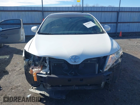 2010 Toyota Venza with VIN 4T3BK3BBXAU034589, listed as a IAAI auction lot 41709373 with 207,130 mi miles. Bid and sale history available at carsss.com. Image 13.