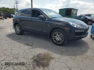 2014 Porsche Cayenne Diesel z VIN WP1AF2A2XELA38306, wystawiony jako Copart lot #63601805 z przebiegiem 136 341 mil mil oraz Szkoda całkowita • Salvage title. Historia ofert i sprzedaży dostępna na DreamBid. Obrazek 4.