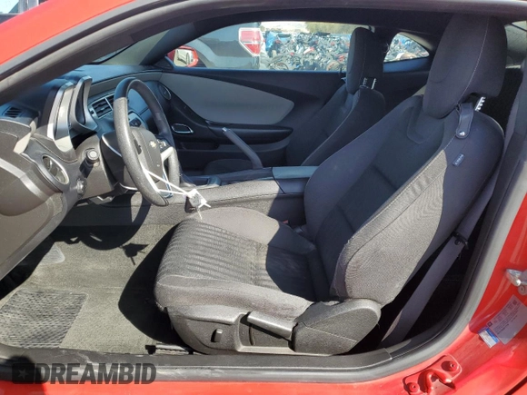 2013 Chevrolet Camaro LS z VIN 2G1FE1E36D9177175, wystawiony jako Copart lot #49398445 z przebiegiem 131 347 mil mil oraz Szkoda całkowita • Salvage title. Historia ofert i sprzedaży dostępna na DreamBid. Obrazek 7.