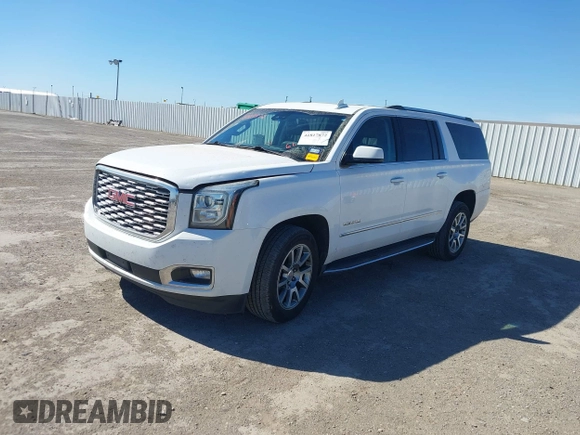 2020 GMC Yukon XL Denali with VIN 1GKS2HKJ9LR298494, listed as a IAAI auction lot 41817872 with 111,730 mi miles. Bid and sale history available at carsss.com. Image 14.