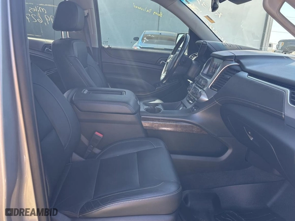 2020 Chevrolet Tahoe LT with VIN 1GNSKBKCXLR262492, listed as a Copart auction lot 53185735 with 99,627 mi miles and Clean Title. Bid and sale history available at carsss.com. Image 5.