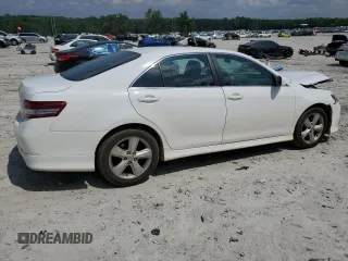 2010 Toyota Camry z VIN 4T1BF3EK1AU516554, wystawiony jako Copart lot #57699885 z przebiegiem 170 135 mil mil oraz Szkoda całkowita • Salvage title. Historia ofert i sprzedaży dostępna na DreamBid. Obrazek 3.