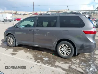 2017 Toyota Sienna XLE Auto Access Seat with VIN 5TDYZ3DC4HS835283, listed as a IAAI auction lot 41453798 with 78,510 mi miles and . Bid and sale history available at DreamBid. Image 14.