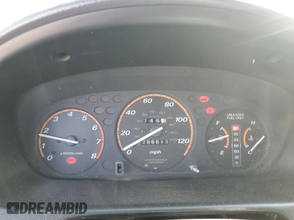 1997 Honda CR-V with VIN JHLRD184XVC005210, listed as a Copart auction lot 46392155 with 296,613 mi miles and Salvage Title. Bid and sale history available at carsss.com. Image 9.