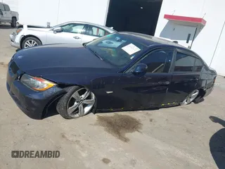 2007 BMW 3 Series 328i with VIN WBAVC53537FZ80622, listed as a IAAI auction lot 41923438 with 112,954 mi miles and . Bid and sale history available at carsss.com. Image 15.
