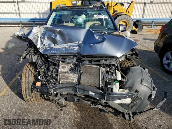2017 Mercedes-Benz GLS 550 with VIN 4JGDF7DE4HA913568, listed as a Copart auction lot 38857264 with 78,848 mi miles and . Bid and sale history available at DreamBid. Image 5.