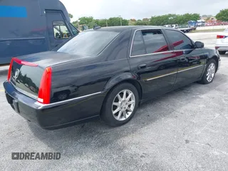 2010 Cadillac DTS w/1SC with VIN 1G6KD5EY8AU106072, listed as a IAAI auction lot 41999952 with 165,866 mi miles. Bid and sale history available at carsss.com. Image 4.