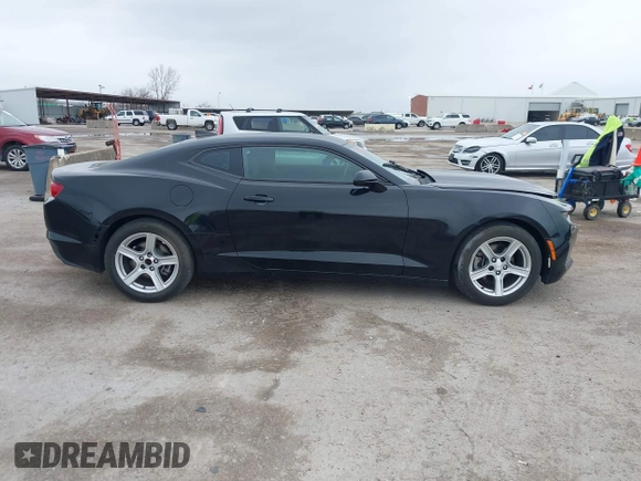 2019 Chevrolet Camaro 1LS with VIN 1G1FB1RX5K0119622, listed as a IAAI auction lot 41722090 with 21,376 mi miles and . Bid and sale history available at carsss.com. Image 13.