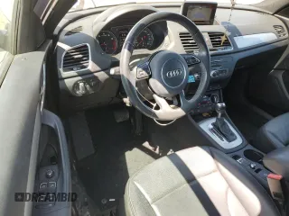 2018 Audi Q3 Premium z VIN WA1BCCFS3JR016890, wystawiony jako Copart lot #52594015 z przebiegiem 63 871 mil mil oraz Szkoda całkowita • Salvage title. Historia ofert i sprzedaży dostępna na DreamBid. Obrazek 8.