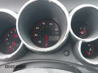 2007 Toyota Matrix STD z VIN 2T1KR32E17C646835, wystawiony jako IAAI lot #42243560 z przebiegiem 170 159 mil mil oraz . Historia ofert i sprzedaży dostępna na DreamBid. Obrazek 7.