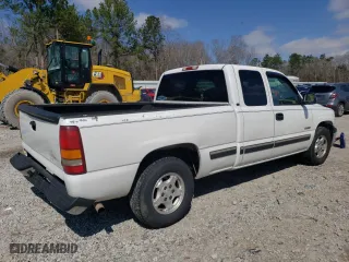 2001 Chevrolet Silverado 1500 LT with VIN 2GCEC19T911144135, listed as a Copart auction lot 46358005 with 319,882 mi miles and Salvage Title. Bid and sale history available at carsss.com. Image 3.