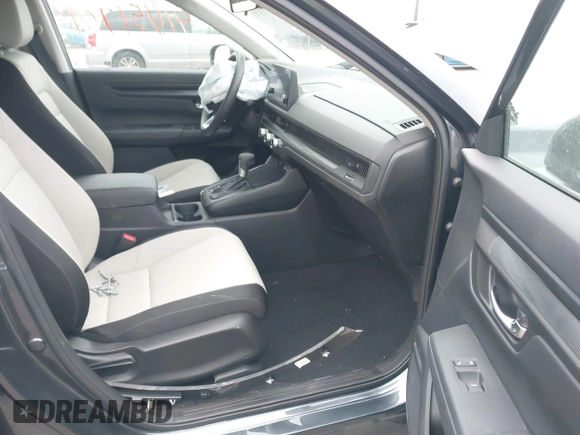 2025 Honda CR-V EX with VIN 2HKRS4H47SH421526, listed as a IAAI auction lot 41051701 with 3,437 mi miles and . Bid and sale history available at DreamBid. Image 5.