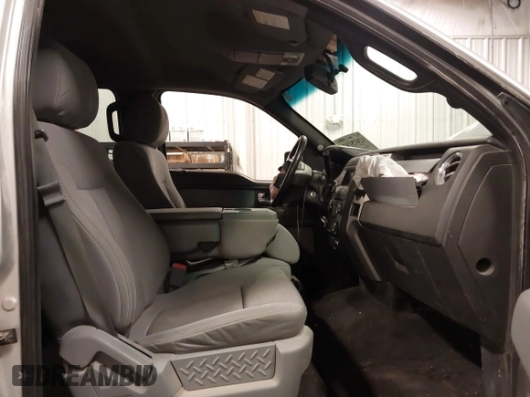 2013 Ford F-150 XL z VIN 1FTFW1EF4DFC86790, wystawiony jako IAAI lot #42475114 z przebiegiem 188 404 mil mil oraz . Historia ofert i sprzedaży dostępna na DreamBid. Obrazek 5.