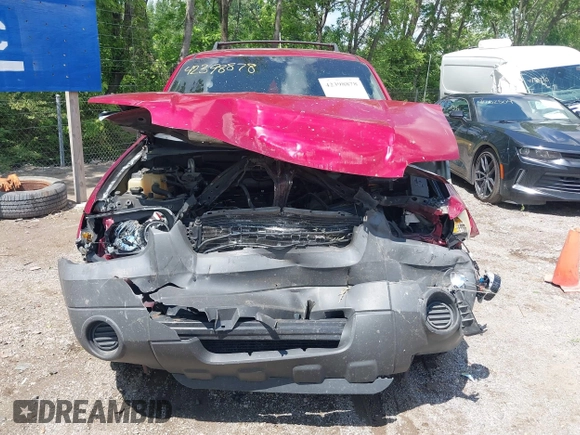 2007 Ford Escape XLS z VIN 1FMYU02Z07KA05549, wystawiony jako IAAI lot #42398878 z przebiegiem 180 243 mil mil oraz . Historia ofert i sprzedaży dostępna na DreamBid. Obrazek 13.
