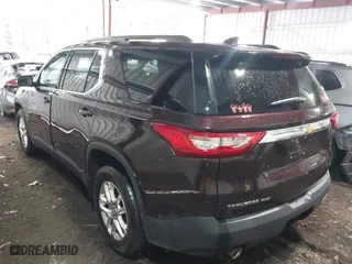 2020 Chevrolet Traverse LT Leather with VIN 1GNEVHKW8LJ127009, listed as a IAAI auction lot 41523802 with 83,950 mi miles. Bid and sale history available at carsss.com. Image 3.