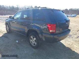 2007 Jeep Grand Cherokee Laredo with VIN 1J8HR48N87C689366, listed as a IAAI auction lot 41753343 with 193,124 mi miles. Bid and sale history available at carsss.com. Image 3.