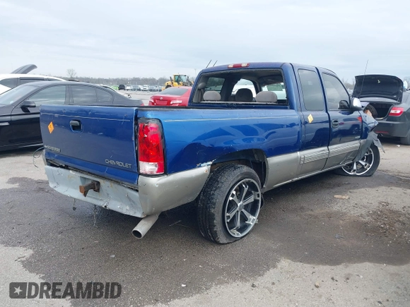 2000 Chevrolet Silverado 1500 LS with VIN 2GCEC19T3Y1300390, listed as a IAAI auction lot 41555922 with 350,074 mi miles and . Bid and sale history available at DreamBid. Image 4.