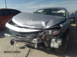 2015 Chevrolet Impala LTZ with VIN 1G1155SL8FU145775, listed as a IAAI auction lot 40390001 with 95,612 mi miles and . Bid and sale history available at DreamBid. Image 6.