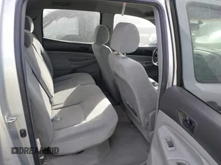 2005 Toyota Tacoma PreRunner with VIN 3TMKU72N45M003048, listed as a IAAI auction lot 41789059 with 87,310 mi miles. Bid and sale history available at carsss.com. Image 8.