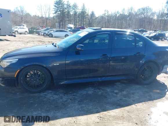 2008 BMW 5 Series 550i with VIN WBANW53538CT48083, listed as a IAAI auction lot 41531003 with 186,943 mi miles. Bid and sale history available at carsss.com. Image 14.