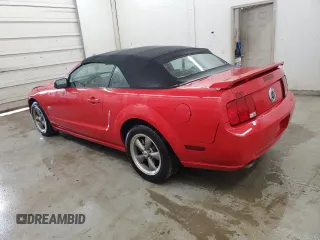 2005 Ford Mustang GT Deluxe with VIN 1ZVFT85H455241680, listed as a Copart auction lot 82101444 with 51,114 mi miles and Salvage Title. Bid and sale history available at DreamBid. Image 2.