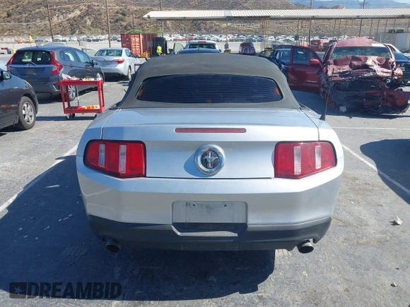 2012 Ford Mustang V6 с VIN 1ZVBP8EM7C5254467, выставлен на аукционе IAAI как лот 42683924 с пробегом 158 382 миль миль и . История ставок и продаж доступна на DreamBid. Изображение 16.