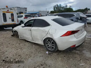 2020 Lexus IS 300 with VIN JTHAA1D22L5105552, listed as a Copart auction lot 76904084 with 50,364 mi miles and Salvage title. Bid and sale history available at DreamBid. Image 2.
