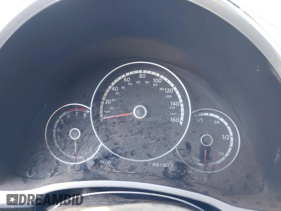 2013 Volkswagen Beetle 2.5L with VIN 3VWJP7ATXDM679115, listed as a IAAI auction lot 42212965 with Not Provided miles and . Bid and sale history available at DreamBid. Image 7.