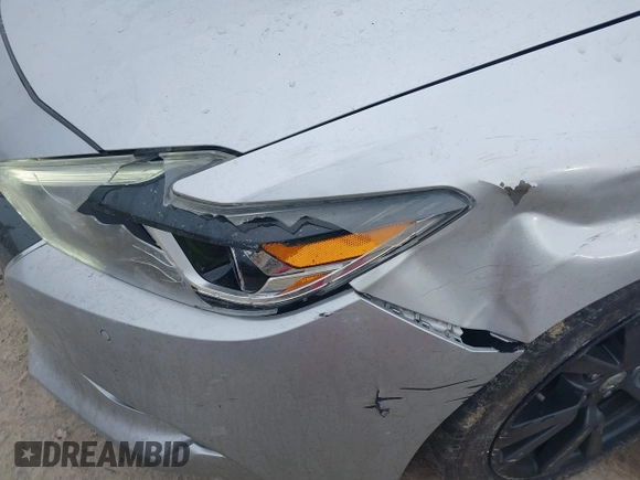 2018 Nissan Maxima SV with VIN 1N4AA6AP7JC380038, listed as a IAAI auction lot 41228603 with 135,067 mi miles and . Bid and sale history available at DreamBid. Image 18.