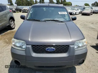 2006 Ford Escape XLT with VIN 1FMYU03166KA03859, listed as a Copart auction lot 58864195 with 151,998 mi miles and Clean title. Bid and sale history available at DreamBid. Image 5.