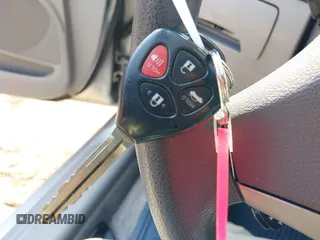 2007 Toyota Camry CE z VIN 4T1BE46K97U522294, wystawiony jako IAAI lot #42484284 z przebiegiem 150 683 mil mil oraz . Historia ofert i sprzedaży dostępna na DreamBid. Obrazek 11.