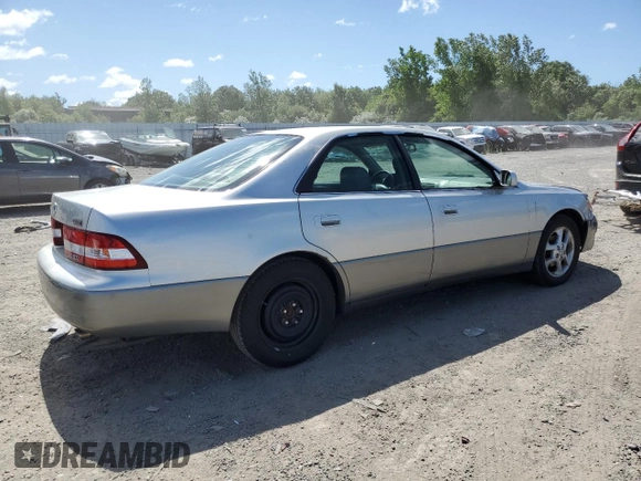 2000 Lexus ES 300 with VIN JT8BF28G0Y0255147, listed as a Copart auction lot 61464825 with 144,601 mi miles and Clean title. Bid and sale history available at DreamBid. Image 3.