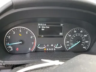 2018 Ford EcoSport SES z VIN MAJ6P1CL8JC240081, wystawiony jako Copart lot #83957294 z przebiegiem 39 193 mil mil oraz Szkoda całkowita • Salvage title. Historia ofert i sprzedaży dostępna na DreamBid. Obrazek 9.