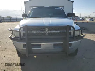2001 Dodge 2500 z VIN 1B7KF23621J521123, wystawiony jako Copart lot #49670345 z przebiegiem 248 027 mil mil oraz Szkoda całkowita • Salvage title. Historia ofert i sprzedaży dostępna na DreamBid. Obrazek 5.