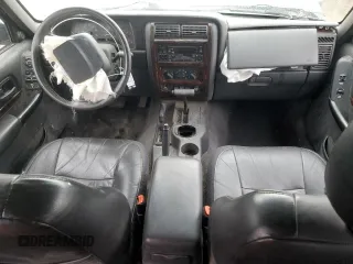 2000 Jeep Cherokee Limited with VIN 1J4FF68S0YL115669, listed as a Copart auction lot 85604524 with 0 mi miles and Salvage Title. Bid and sale history available at carsss.com. Image 8.
