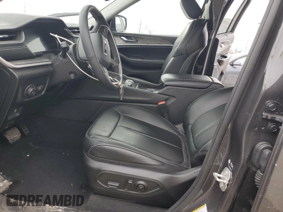 2024 Jeep Grand Cherokee Limited with VIN 1C4RJHBG8RC697037, listed as a Copart auction lot 47288305 with 6,971 mi miles and Salvage title. Bid and sale history available at DreamBid. Image 7.