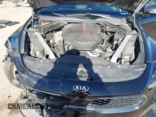2021 Kia Stinger GT2 with VIN KNAE55LC3M6089699, listed as a IAAI auction lot 41035872 with 81,192 mi miles. Bid and sale history available at carsss.com. Image 10.