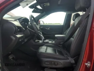 2023 Chevrolet Traverse RS z VIN 1GNEVJKW5PJ226688, wystawiony jako Copart lot #56723925 z przebiegiem 53 118 mil mil oraz Szkoda całkowita • Salvage title. Historia ofert i sprzedaży dostępna na DreamBid. Obrazek 7.