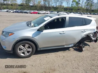 2013 Toyota RAV4 XLE with VIN 2T3RFREV4DW091452, listed as a IAAI auction lot 42165992 with 107,947 mi miles and . Bid and sale history available at carsss.com. Image 14.