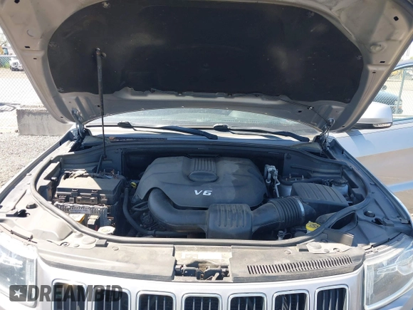 2014 Jeep Grand Cherokee Limited with VIN 1C4RJFBG4EC546307, listed as a IAAI auction lot 42168995 with 199,538 mi miles. Bid and sale history available at carsss.com. Image 10.