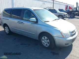 2006 Kia Sedona LX with VIN KNDMB233566034924, listed as a IAAI auction lot 42654459 with 118,565 mi miles and . Bid and sale history available at DreamBid. Image 1.