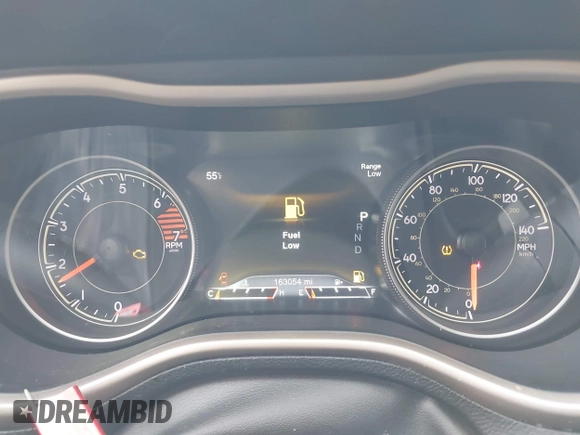 2016 Jeep Cherokee Limited with VIN 1C4PJMDB8GW309110, listed as a IAAI auction lot 41990343 with 163,054 mi miles. Bid and sale history available at carsss.com. Image 7.