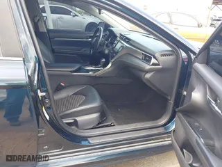 2018 Toyota Camry LE with VIN 4T1B11HK9JU639162, listed as a IAAI auction lot 41967207 with 82,444 mi miles. Bid and sale history available at carsss.com. Image 5.