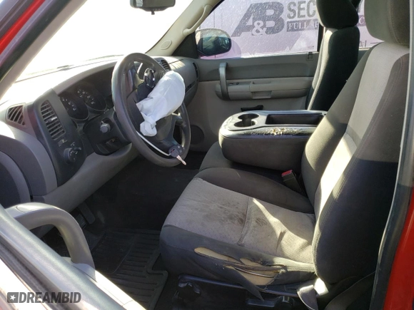 2008 Chevrolet Silverado 1500 Work Truck with VIN 1GCEC19X78Z124132, listed as a Copart auction lot 85165024 with 276,521 mi miles and Salvage Title. Bid and sale history available at carsss.com. Image 7.