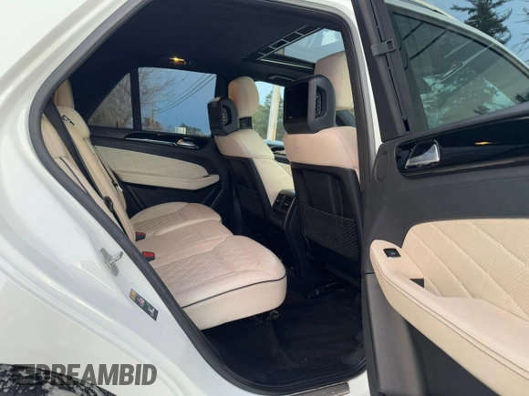 2014 Mercedes-Benz M 550 with VIN 4JGDA7DB0EA408983, listed as a Copart auction lot 42161095 with 115,482 mi miles and Clean Title. Bid and sale history available at carsss.com. Image 6.