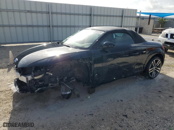 2016 Audi TT 2.0T with VIN TRUT5CFV7G1013812, listed as a Copart auction lot 70033294 with 38,124 mi miles and Salvage Title. Bid and sale history available at carsss.com. Image 1.
