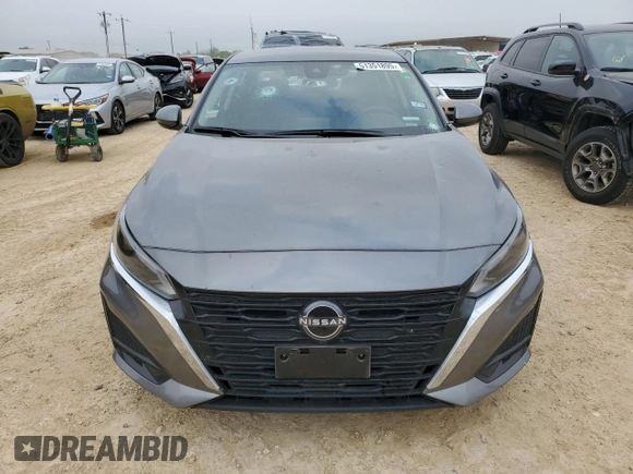 2023 Nissan Altima SV z VIN 1N4BL4DV8PN345678, wystawiony jako Copart lot #51351895 z przebiegiem 47 809 mil mil oraz Czysty tytuł • Clean title. Historia ofert i sprzedaży dostępna na DreamBid. Obrazek 5.