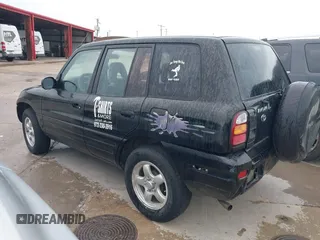 1999 Toyota RAV4 with VIN JT3GP10VXX7061972, listed as a IAAI auction lot 42474051 with 229,406 mi miles and . Bid and sale history available at DreamBid. Image 3.
