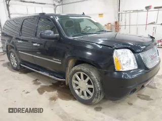 2012 GMC Yukon XL Denali with VIN 1GKS2MEF9CR323393, listed as a IAAI auction lot 41983097 with Not Provided miles. Bid and sale history available at carsss.com. Image 1.